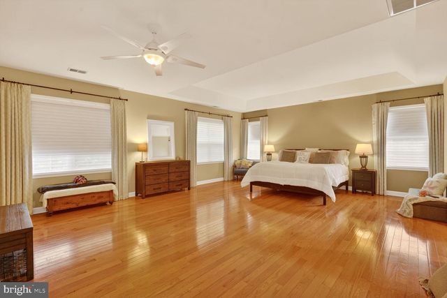 414 SUMMER GARDEN WAY, Rockville, MD 20850
