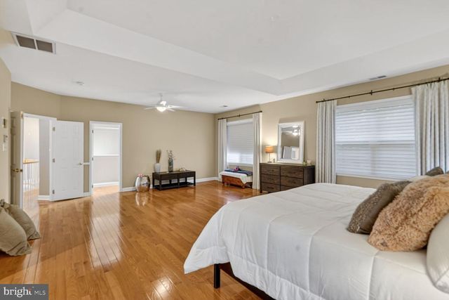 414 SUMMER GARDEN WAY, Rockville, MD 20850