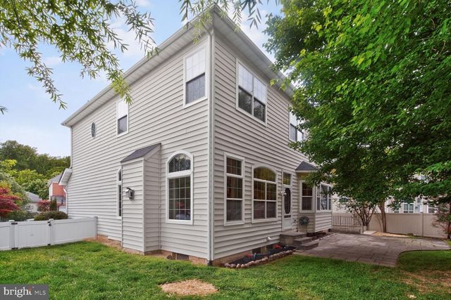 414 SUMMER GARDEN WAY, Rockville, MD 20850