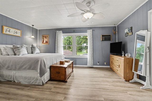 63726 Zabel Shores Road, Sturgis, MI 49091