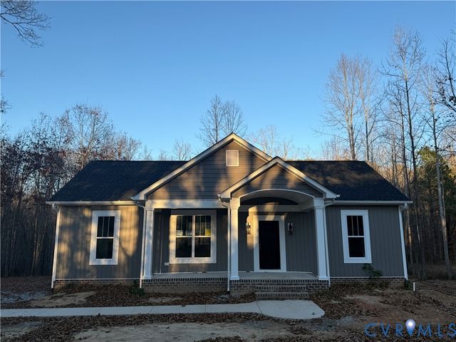 431 Raleigh Ave, South Hill, VA 23970