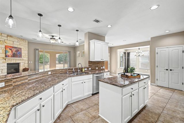 1813 Harvest Dance DR, Leander, TX 78641