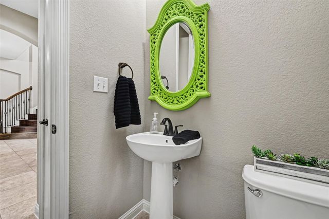 1813 Harvest Dance DR, Leander, TX 78641