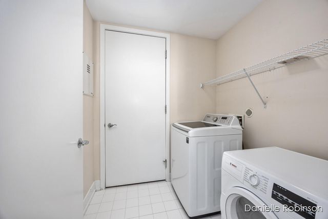 335 Bridge Street NW 1503, Grand Rapids, MI 49504