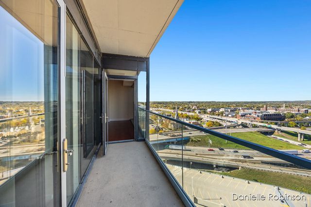 335 Bridge Street NW 1503, Grand Rapids, MI 49504