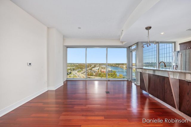 335 Bridge Street NW 1503, Grand Rapids, MI 49504