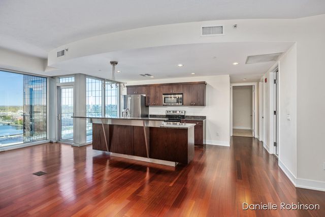 335 Bridge Street NW 1503, Grand Rapids, MI 49504