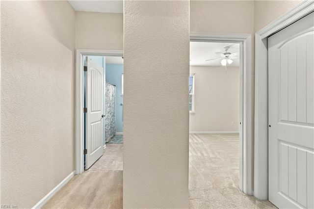 525 Hanbury RD W, Chesapeake, VA 23322