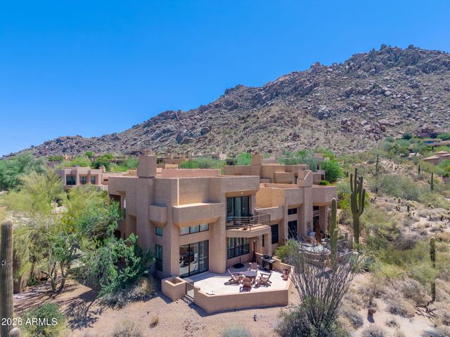 25555 N WINDY WALK Drive 11, Scottsdale, AZ 85255