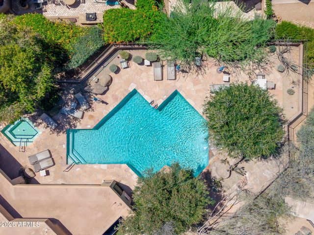 25555 N WINDY WALK Drive 11, Scottsdale, AZ 85255