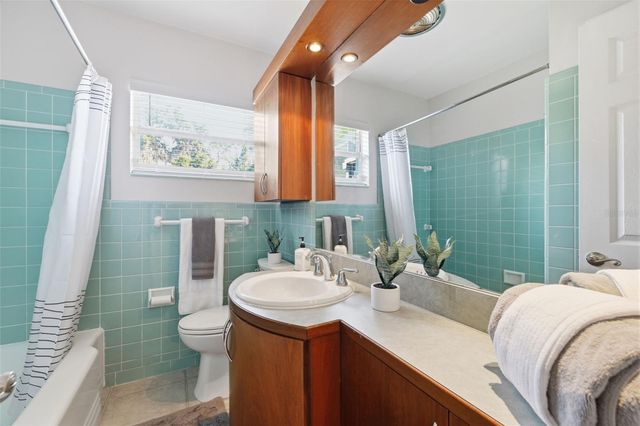 308 LIVE OAK AVENUE, Temple Terrace, FL 33617