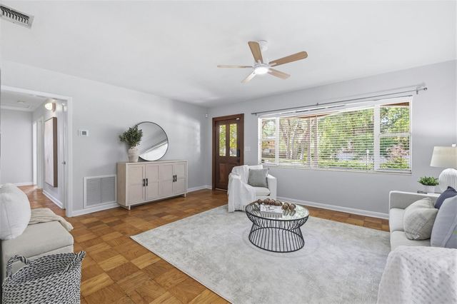 308 LIVE OAK AVENUE, Temple Terrace, FL 33617