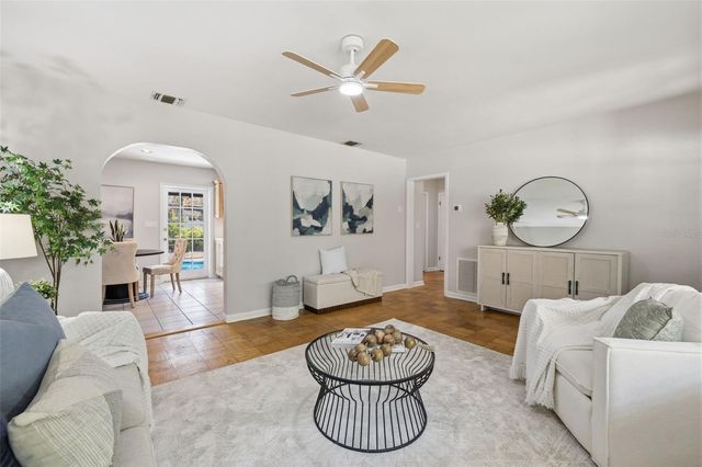 308 LIVE OAK AVENUE, Temple Terrace, FL 33617