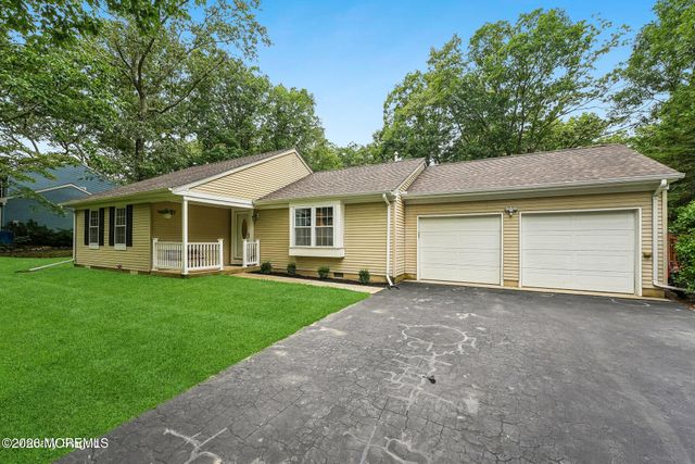 2149 Holly Hill Road, Manchester, NJ 08759