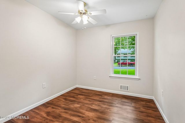 2149 Holly Hill Road, Manchester, NJ 08759