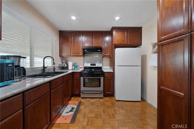 9655 Marcona, Fontana, CA 92335