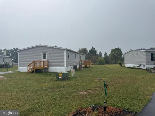 39 MAIZEFIELD DRIVE, Shippensburg, PA 17257