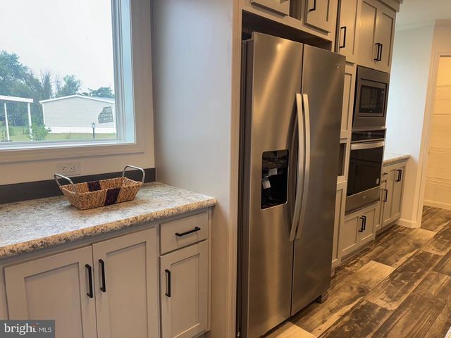 39 MAIZEFIELD DRIVE, Shippensburg, PA 17257