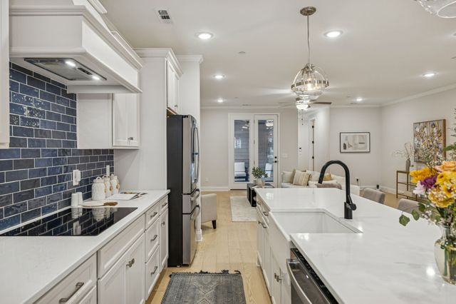 2705 Bramblewood Ln, Thompsons Station, TN 37179