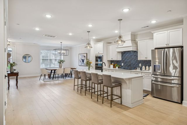 2705 Bramblewood Ln, Thompsons Station, TN 37179