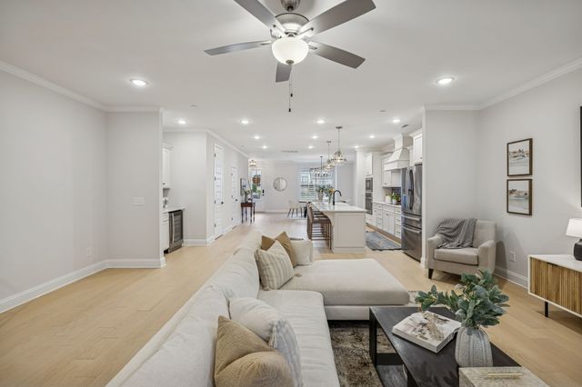 2705 Bramblewood Ln, Thompsons Station, TN 37179