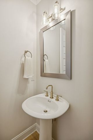 2705 Bramblewood Ln, Thompsons Station, TN 37179