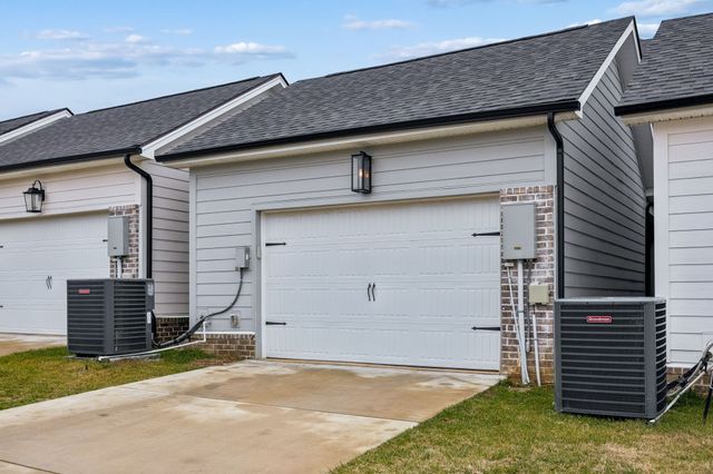 2705 Bramblewood Ln, Thompsons Station, TN 37179