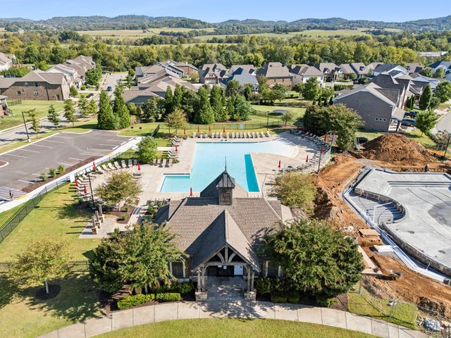 2705 Bramblewood Ln, Thompsons Station, TN 37179