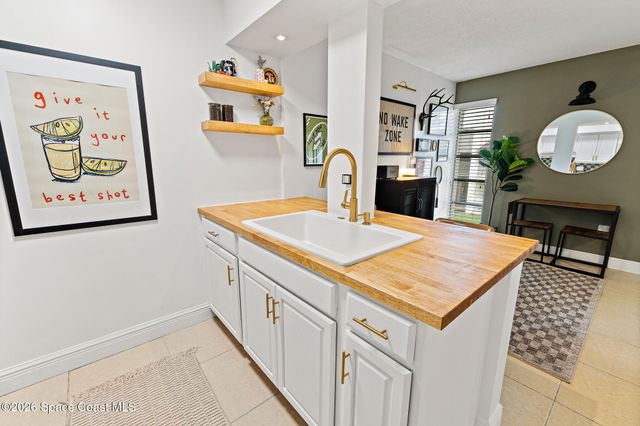 250 N Banana River Drive A4, Merritt Island, FL 32952