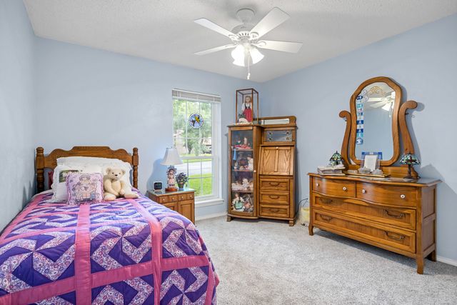 1002 S Lide Avenue, Mt Pleasant, TX 75455