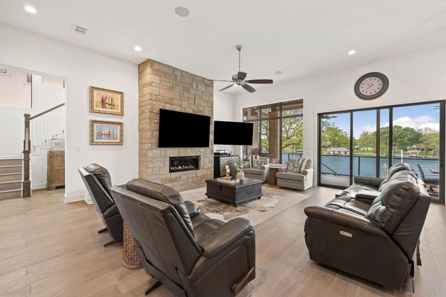 204 Hannahs WAY, Burnet, TX 78611