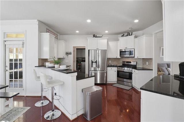 304 Warm Winds Trail, Canton, GA 30114