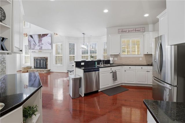 304 Warm Winds Trail, Canton, GA 30114