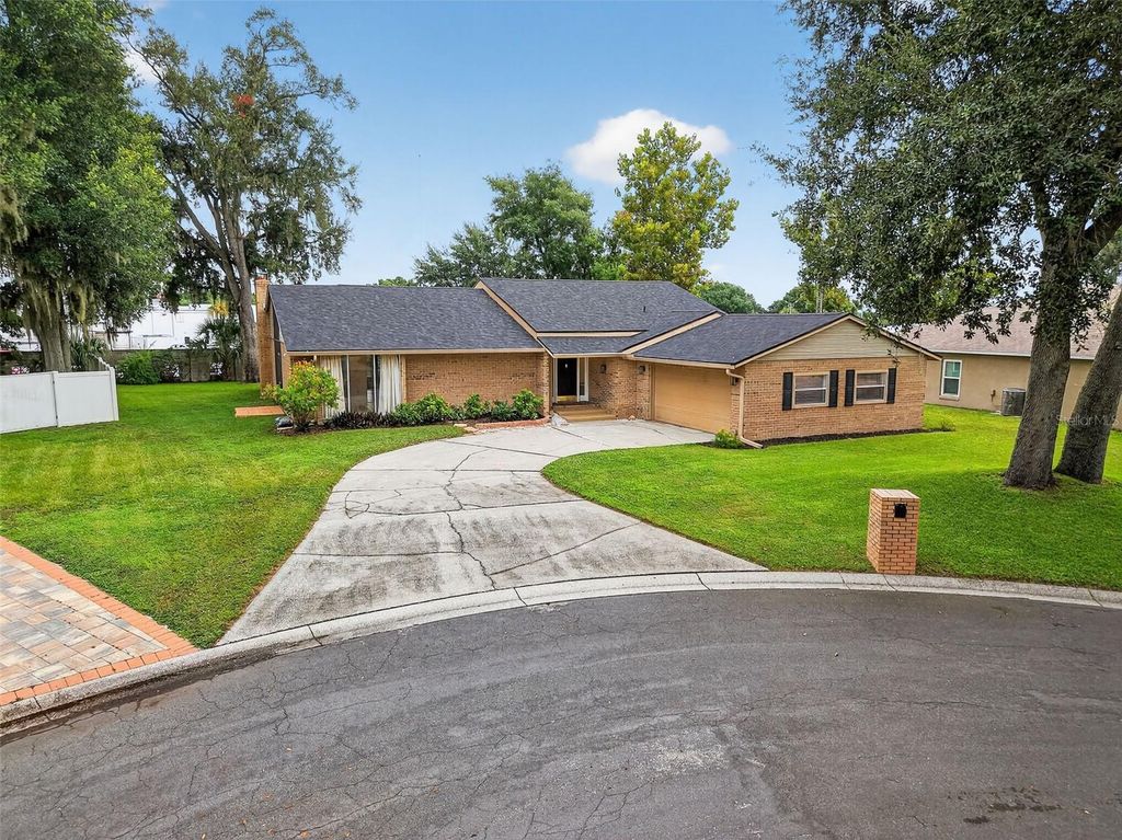 1524 NEW JERSEY OAKS COURT, Lakeland, FL 33801