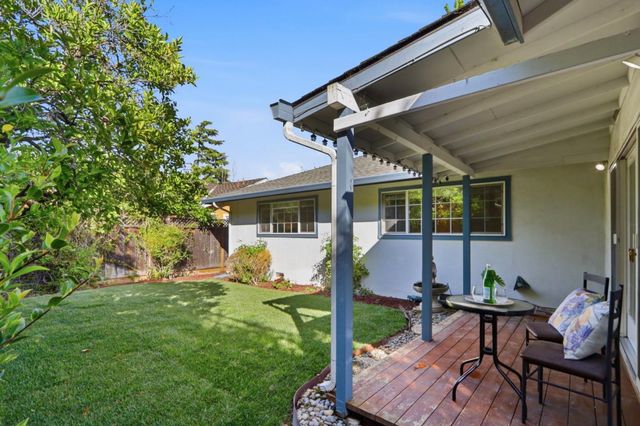 696 Giannini Drive, Santa Clara, CA 95051