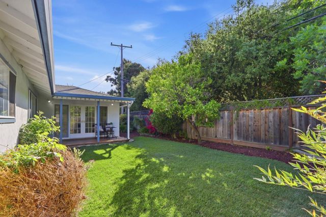 696 Giannini Drive, Santa Clara, CA 95051