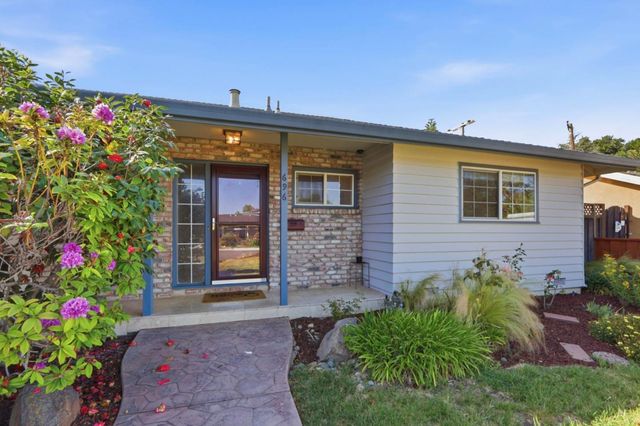 696 Giannini Drive, Santa Clara, CA 95051