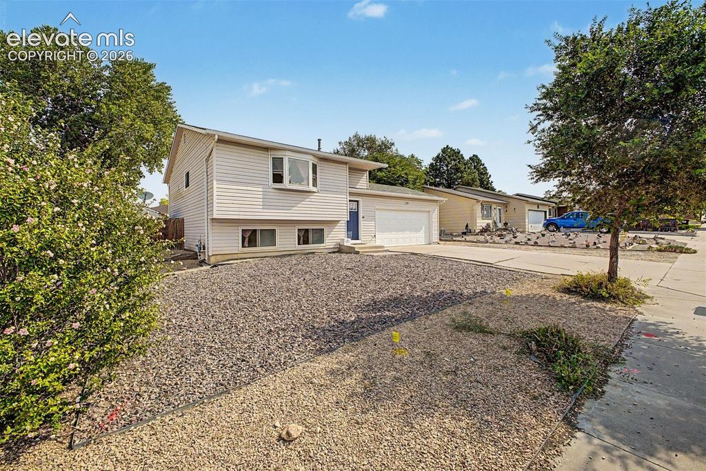 2309 South Drive, Pueblo, CO 81008 — photo 4