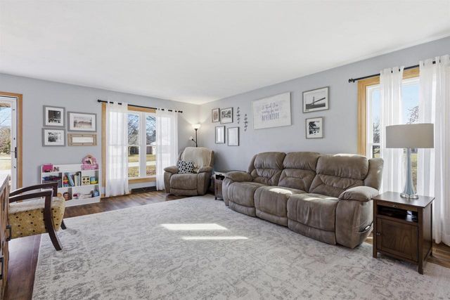 N1371 FAWN RIDGE COURT, Greenville, WI 54942