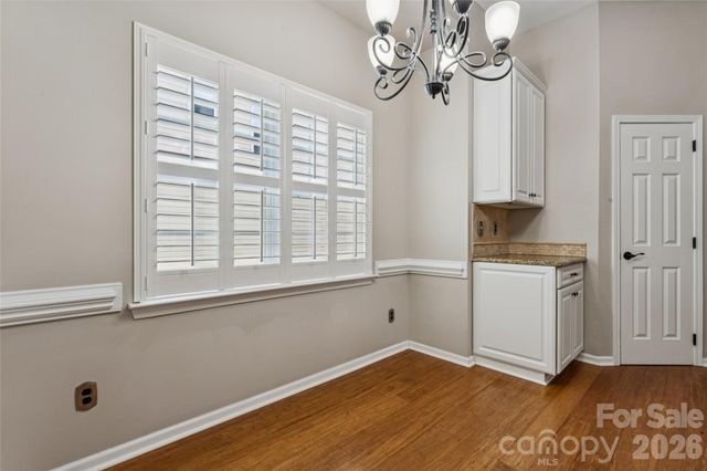 10906 Chamberlain Hall Court, Charlotte, NC 28277
