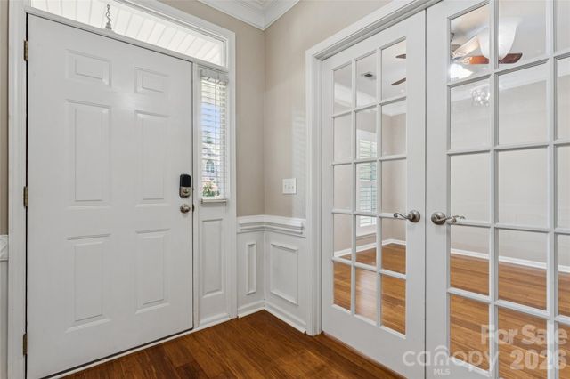 10906 Chamberlain Hall Court, Charlotte, NC 28277