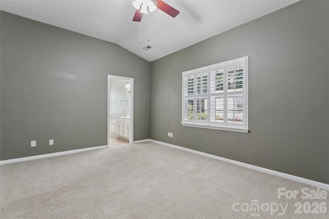 10906 Chamberlain Hall Court, Charlotte, NC 28277