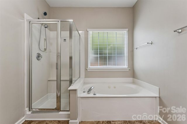 10906 Chamberlain Hall Court, Charlotte, NC 28277