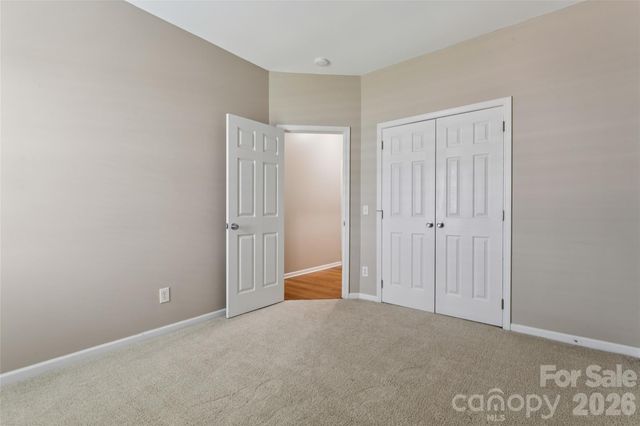 10906 Chamberlain Hall Court, Charlotte, NC 28277