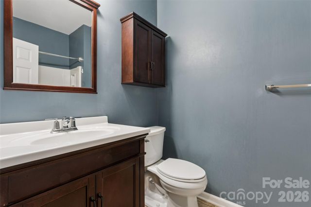 10906 Chamberlain Hall Court, Charlotte, NC 28277