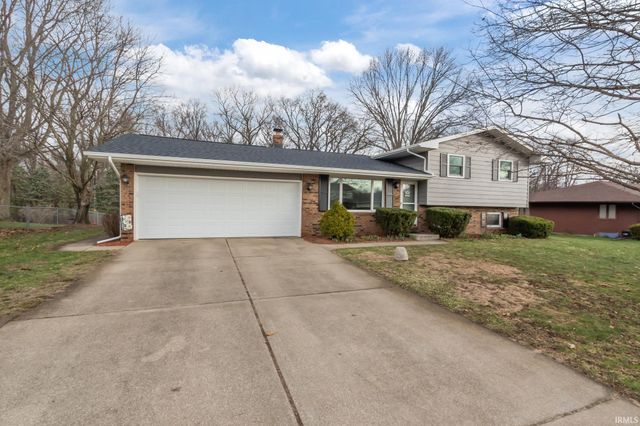 21877 Shady Hollow Lane, South Bend, IN 46628