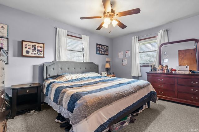 21877 Shady Hollow Lane, South Bend, IN 46628