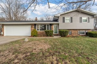 21877 Shady Hollow Lane, South Bend, IN 46628