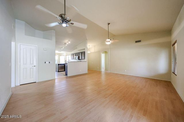 18615 N 30TH Place, Phoenix, AZ 85050