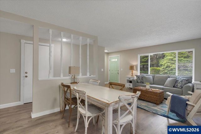 50 Ridge Pl, Depoe Bay, OR 97341
